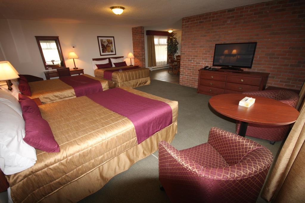 Motel Adam Γκατινό Εξωτερικό φωτογραφία